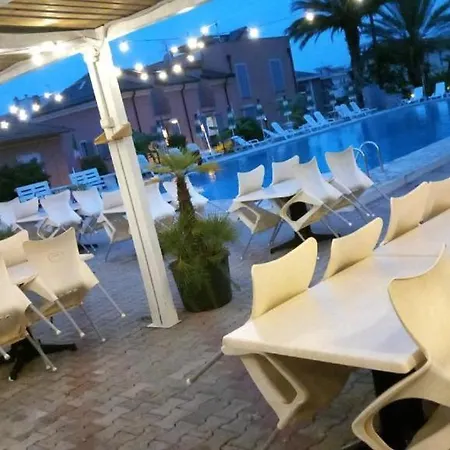 Lägenhetshotell Residenza Sole Pietra Ligure